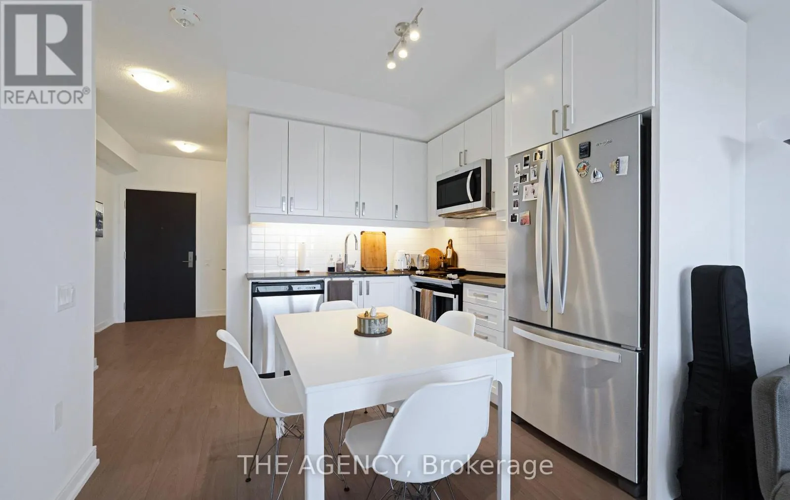 1602 - 8 NAHANI WAY