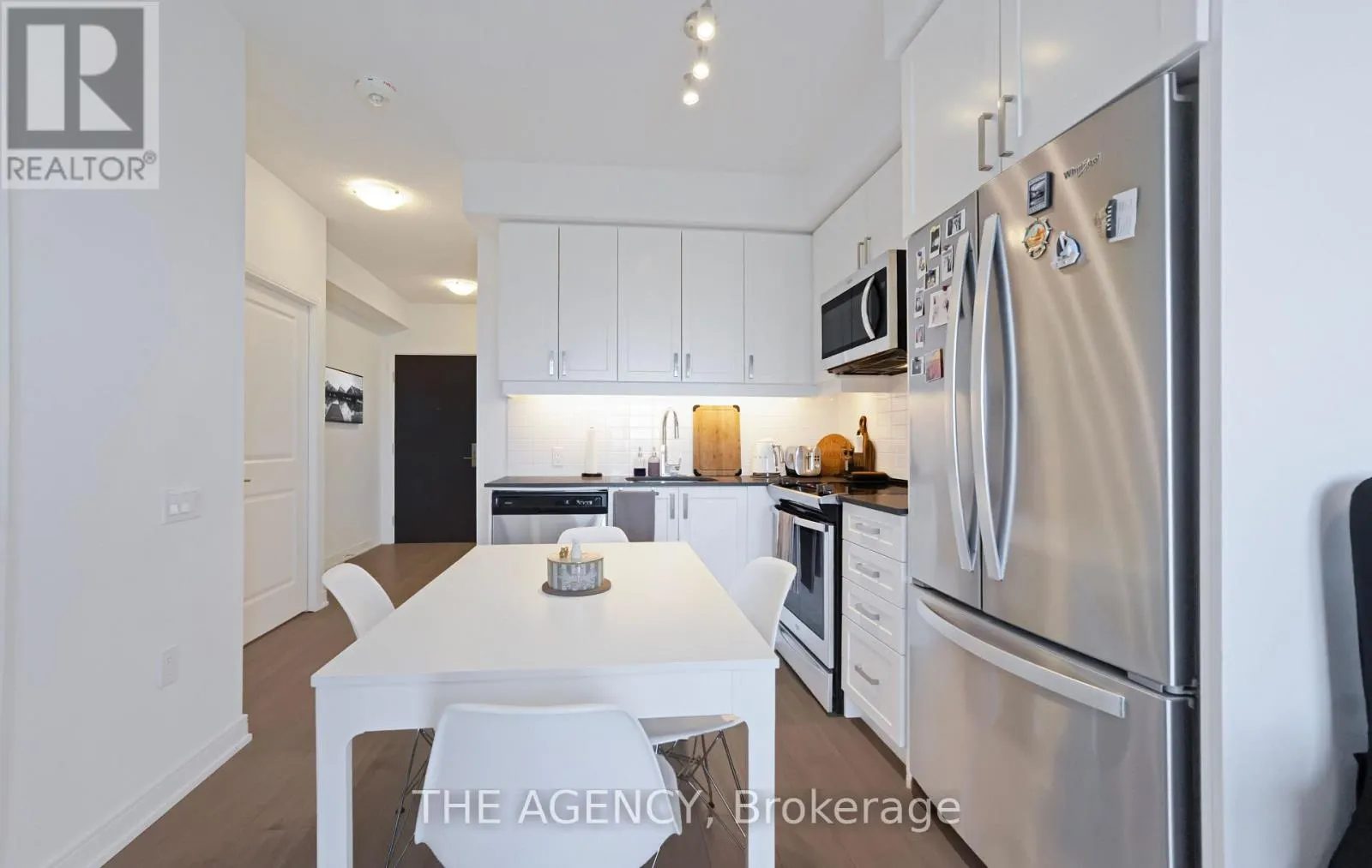 1602 - 8 NAHANI WAY
