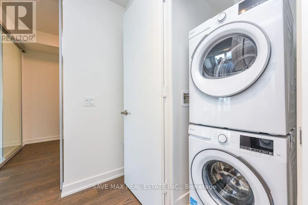 5712 - 448 BURNHAMTHORPE ROAD W