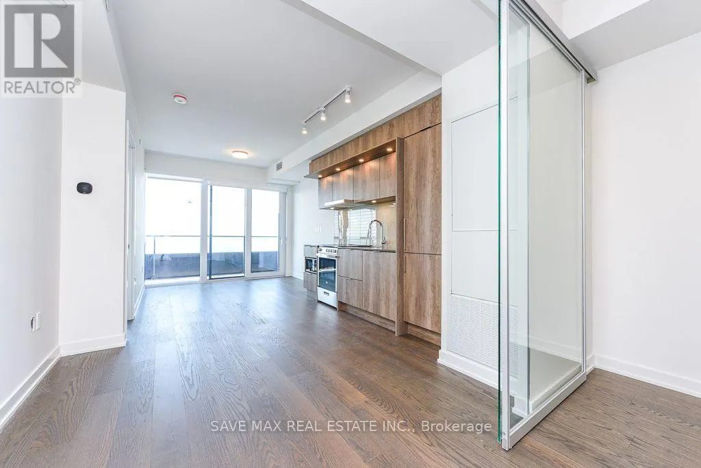 5712 - 448 BURNHAMTHORPE ROAD W