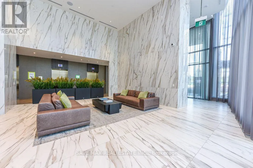 5712 - 448 BURNHAMTHORPE ROAD W