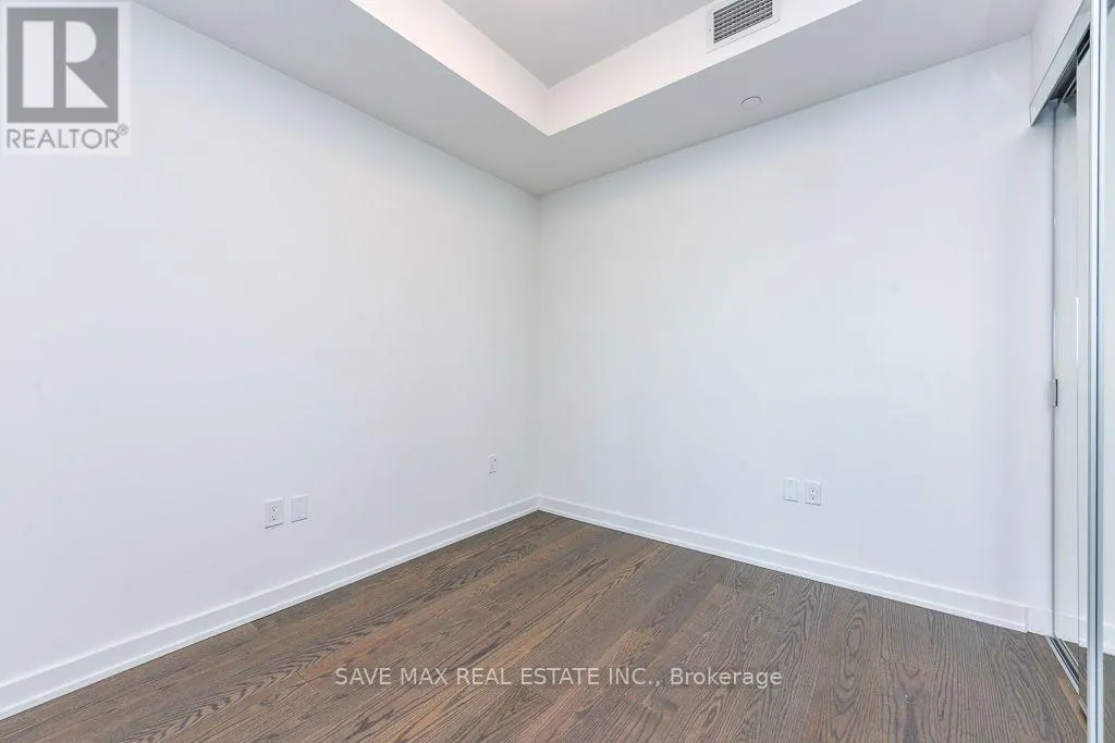 5712 - 448 BURNHAMTHORPE ROAD W
