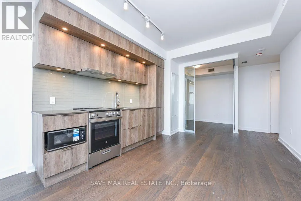 5712 - 448 BURNHAMTHORPE ROAD W