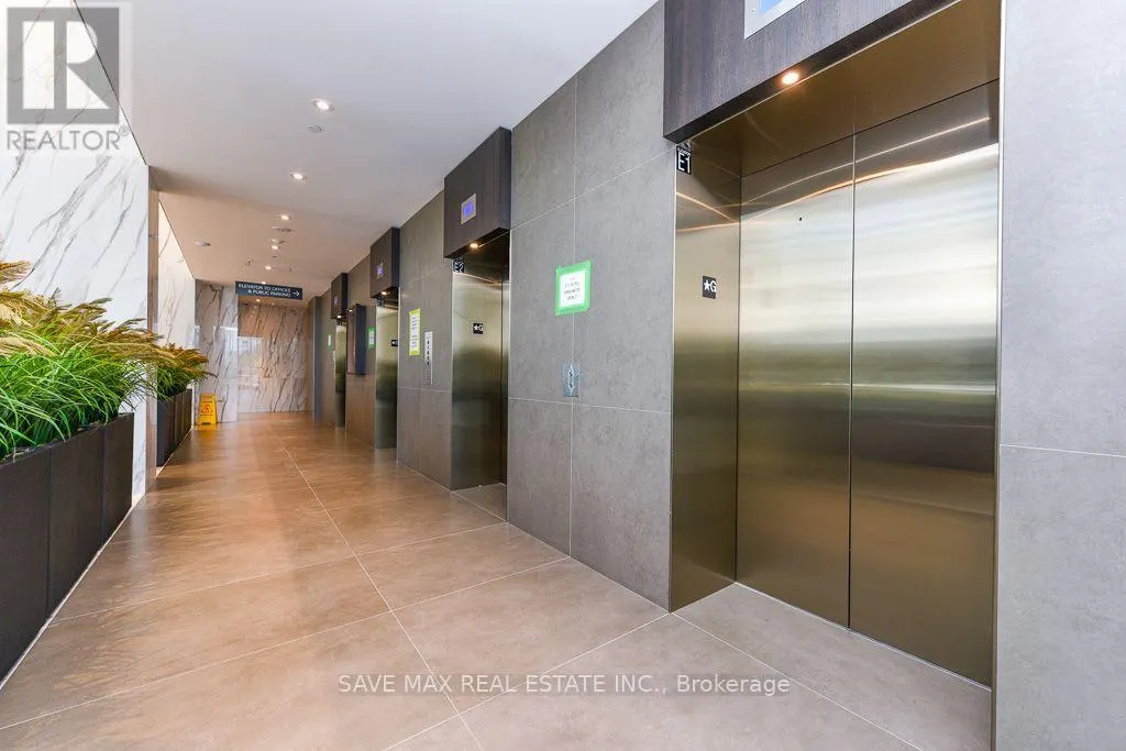5712 - 448 BURNHAMTHORPE ROAD W
