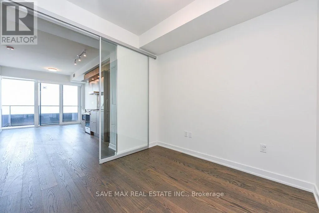 5712 - 448 BURNHAMTHORPE ROAD W