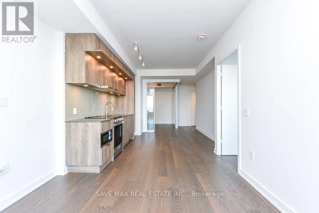 5712 - 448 BURNHAMTHORPE ROAD W