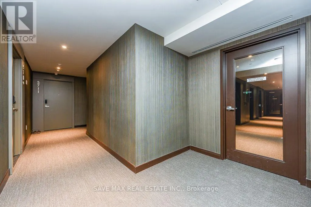 5712 - 448 BURNHAMTHORPE ROAD W