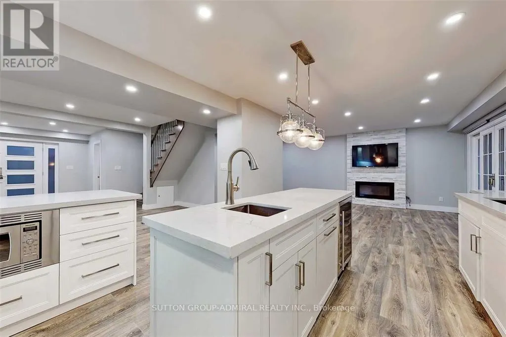 5 DONNYBROOK LANE