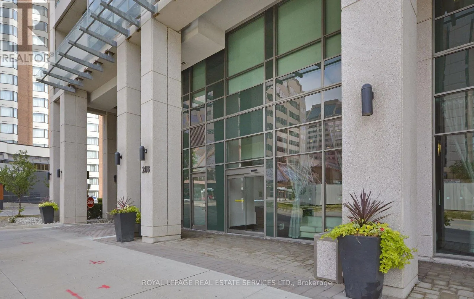 1201 - 208 ENFIELD PLACE