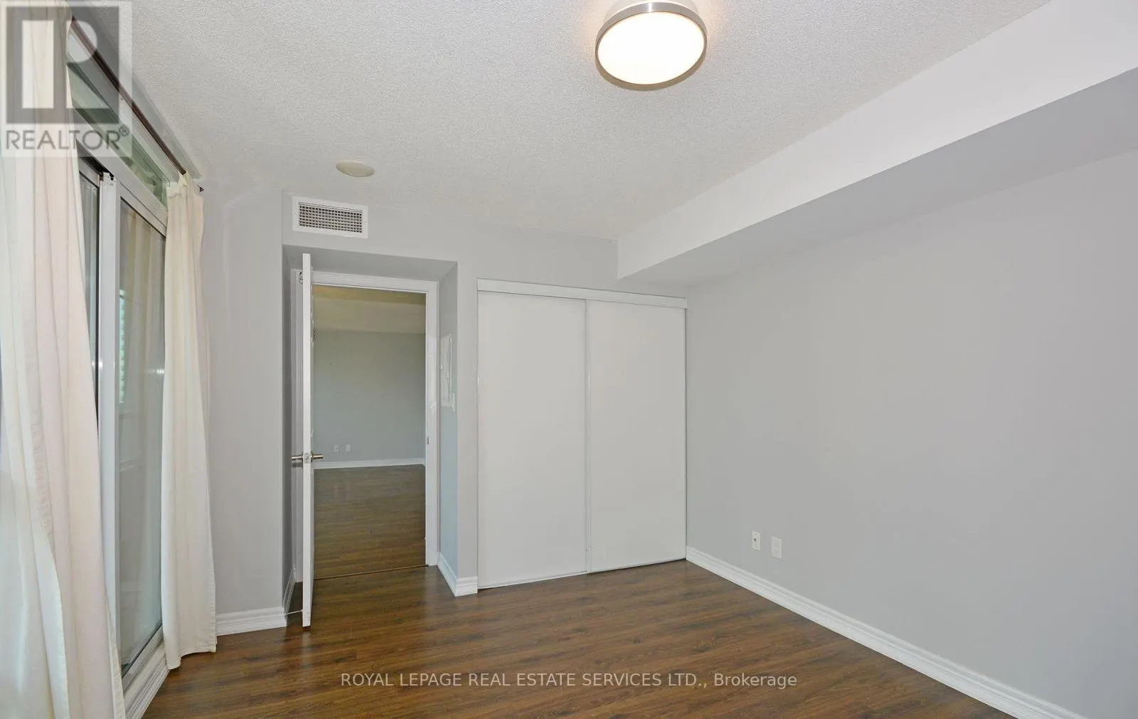 1201 - 208 ENFIELD PLACE