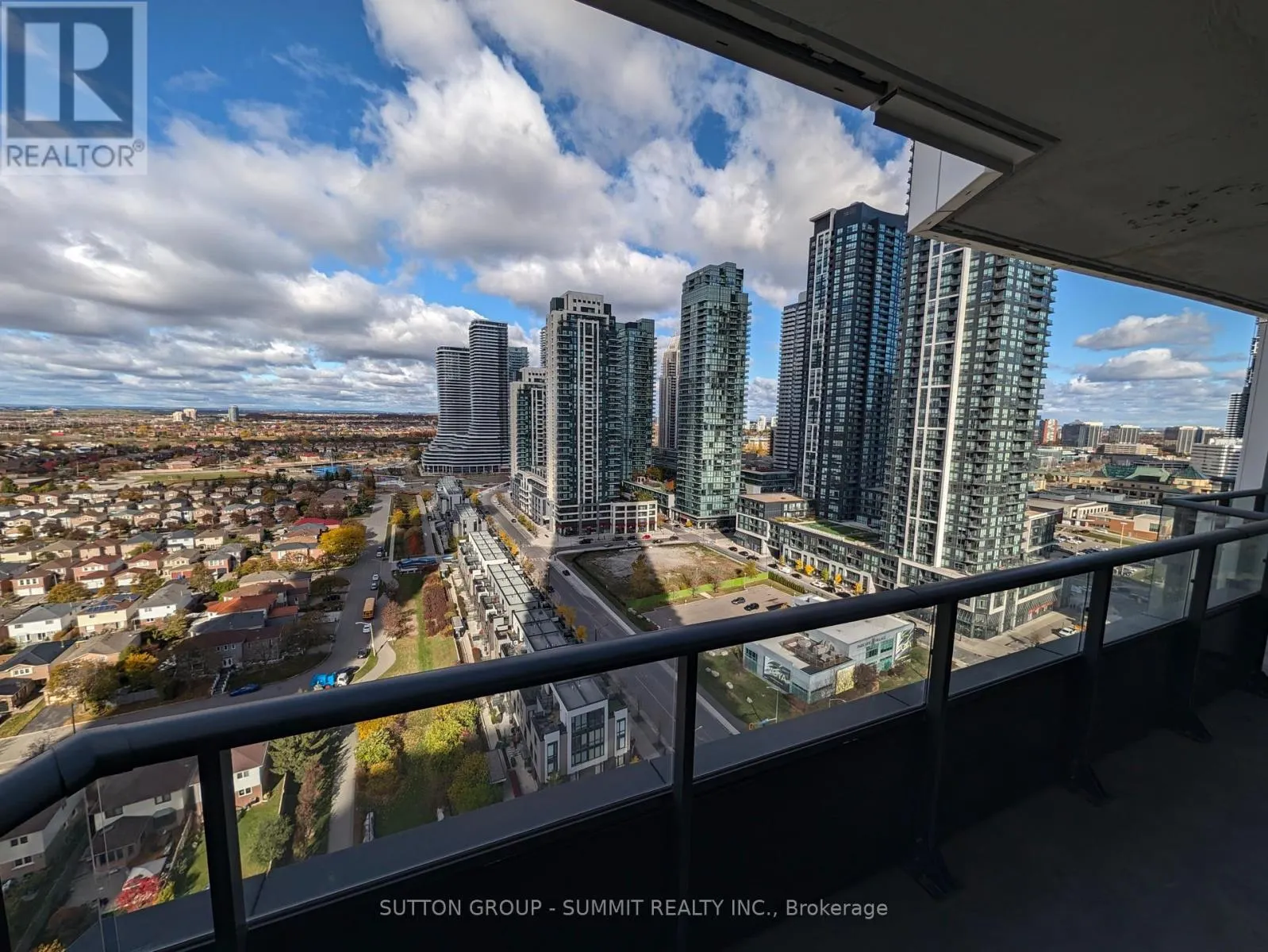 1703 - 448 BURNHAMTHORPE ROAD W