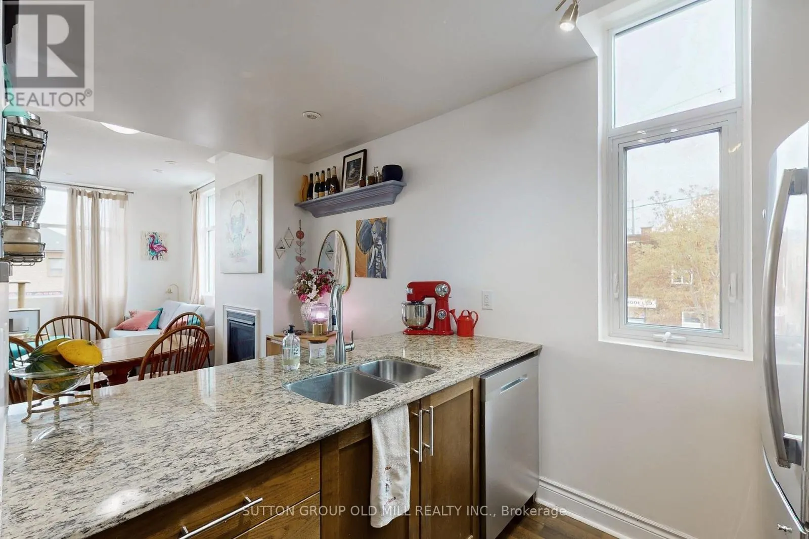 7 - 473 ROGERS ROAD
