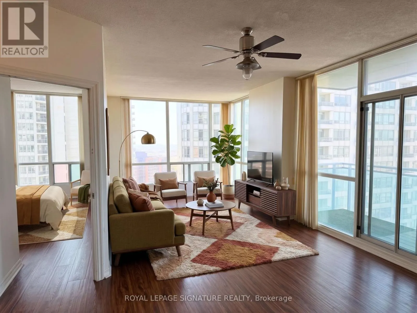 1909 - 3939 DUKE OF YORK BOULEVARD