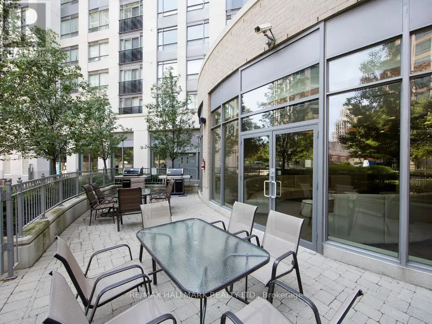1612 - 5191 DUNDAS STREET W