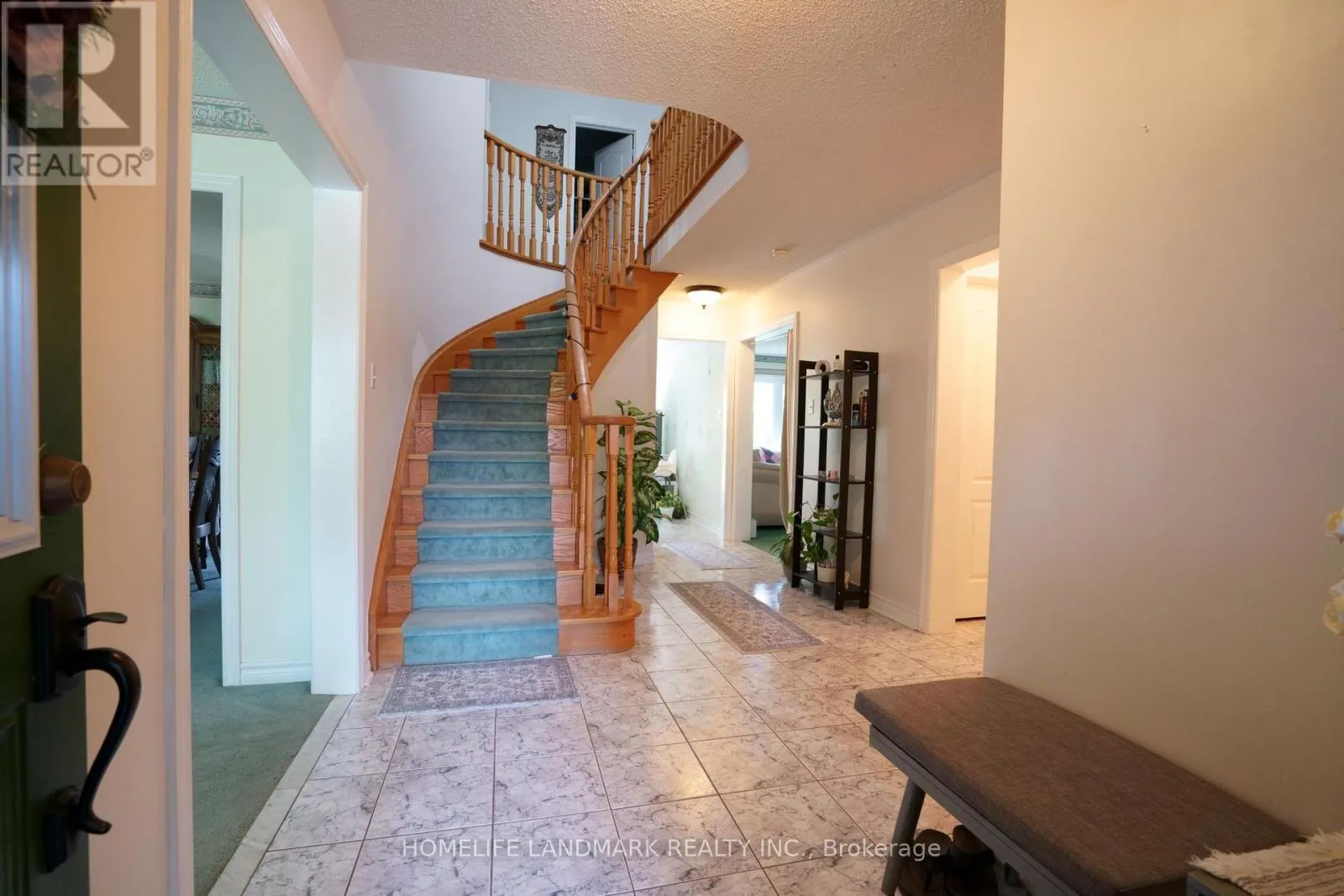 2914 PEACOCK DRIVE