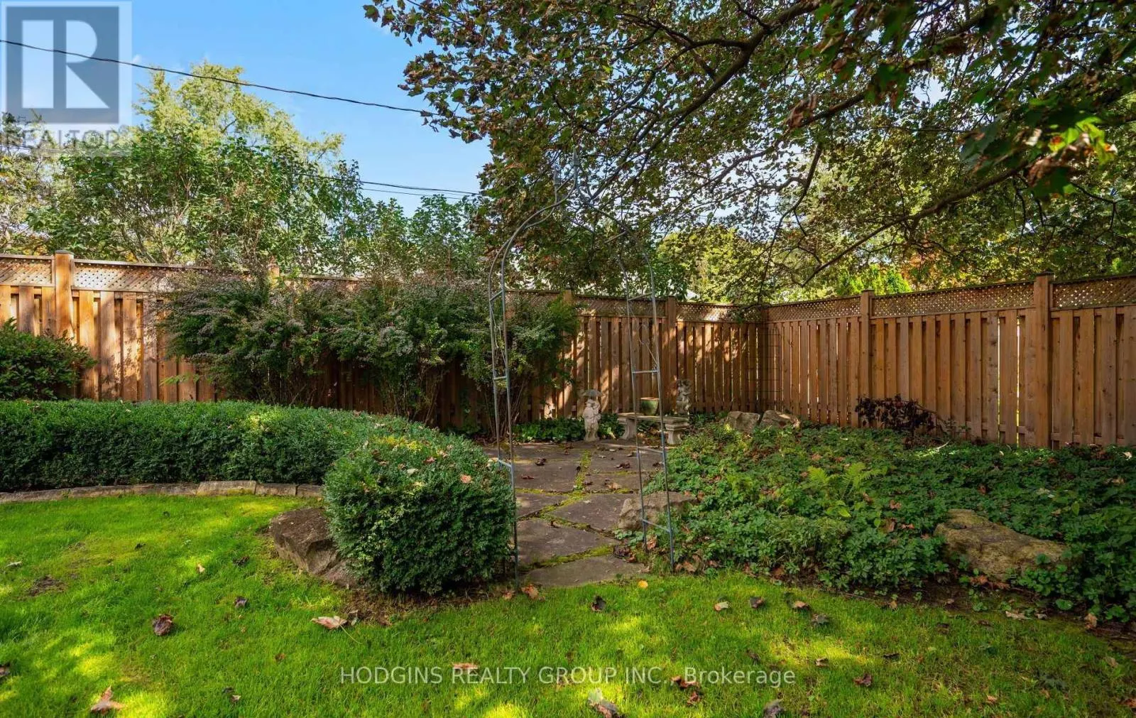 4334 SPRUCE AVENUE
