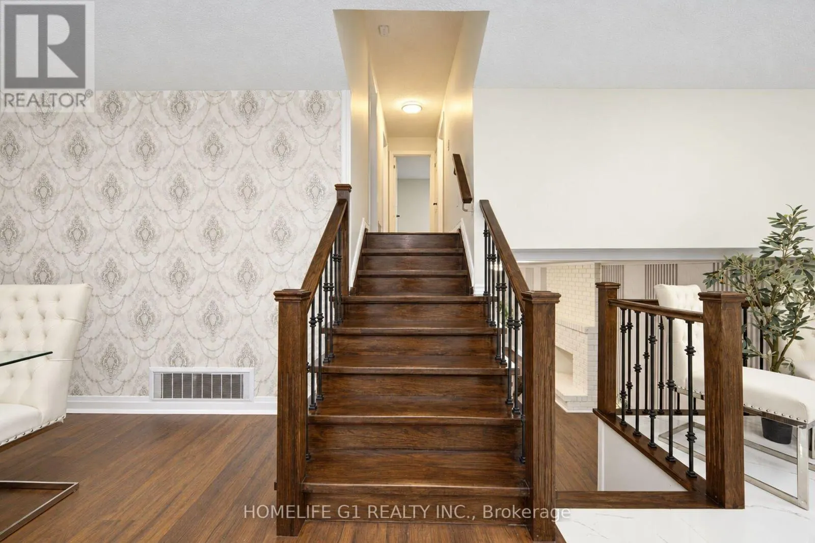 109 SIMMONS BOULEVARD