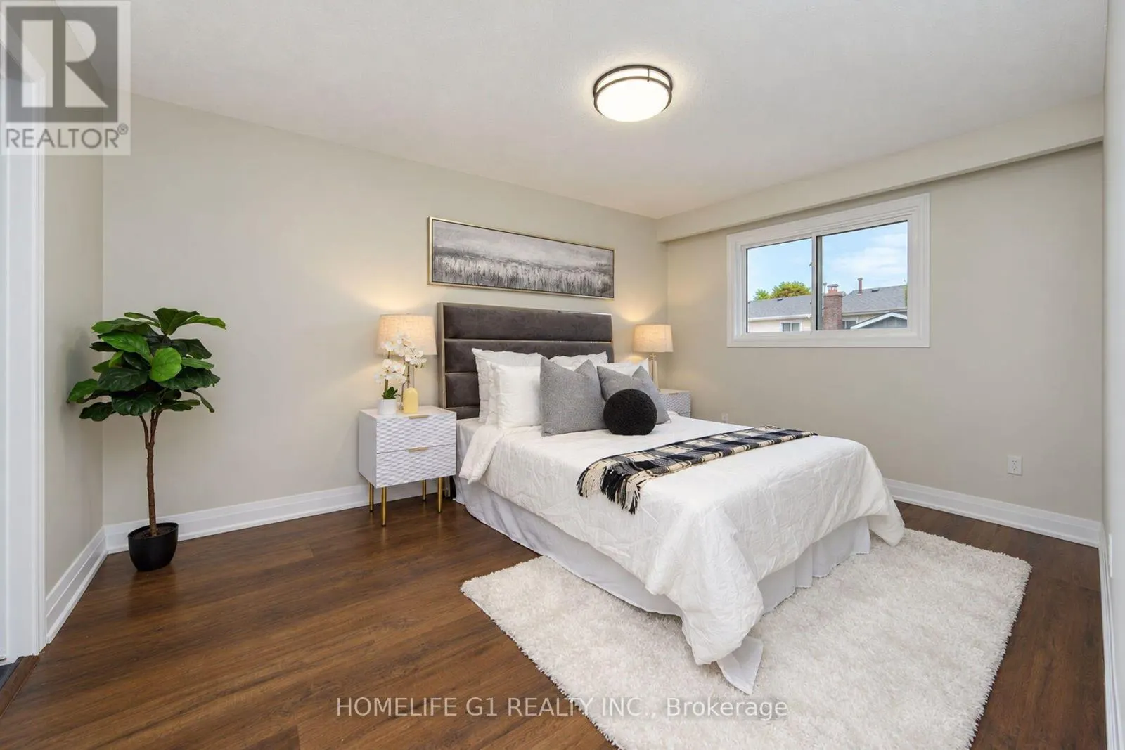 109 SIMMONS BOULEVARD