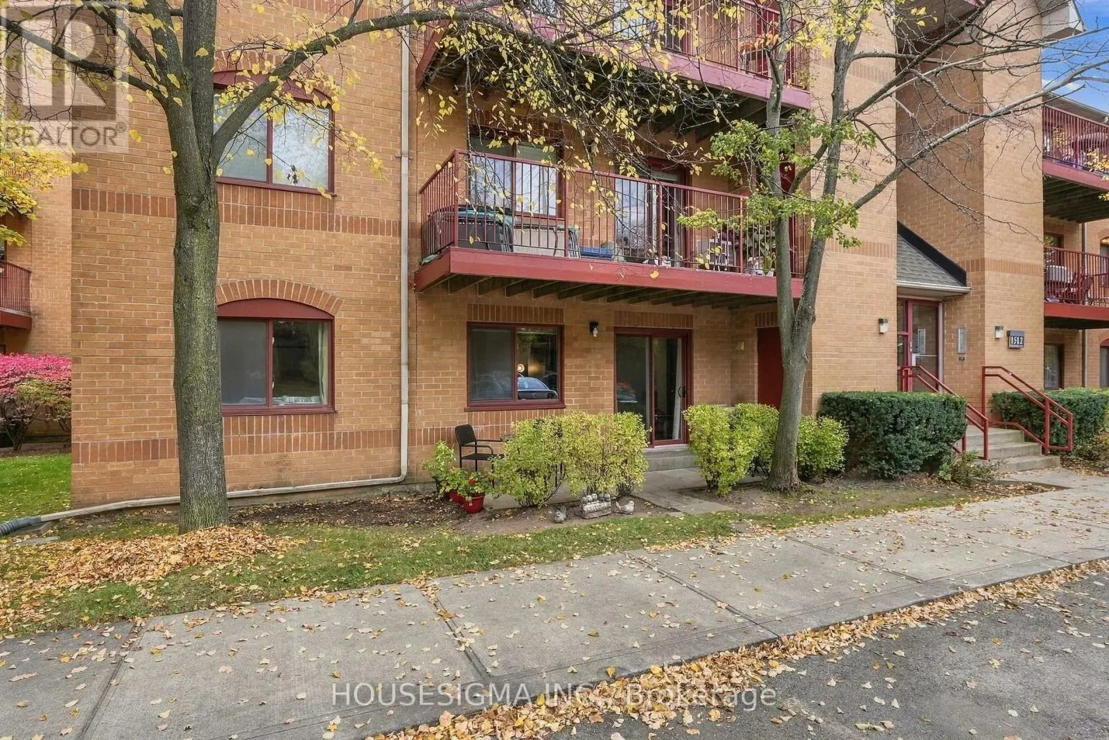 611 - 1512 PILGRIMS WAY