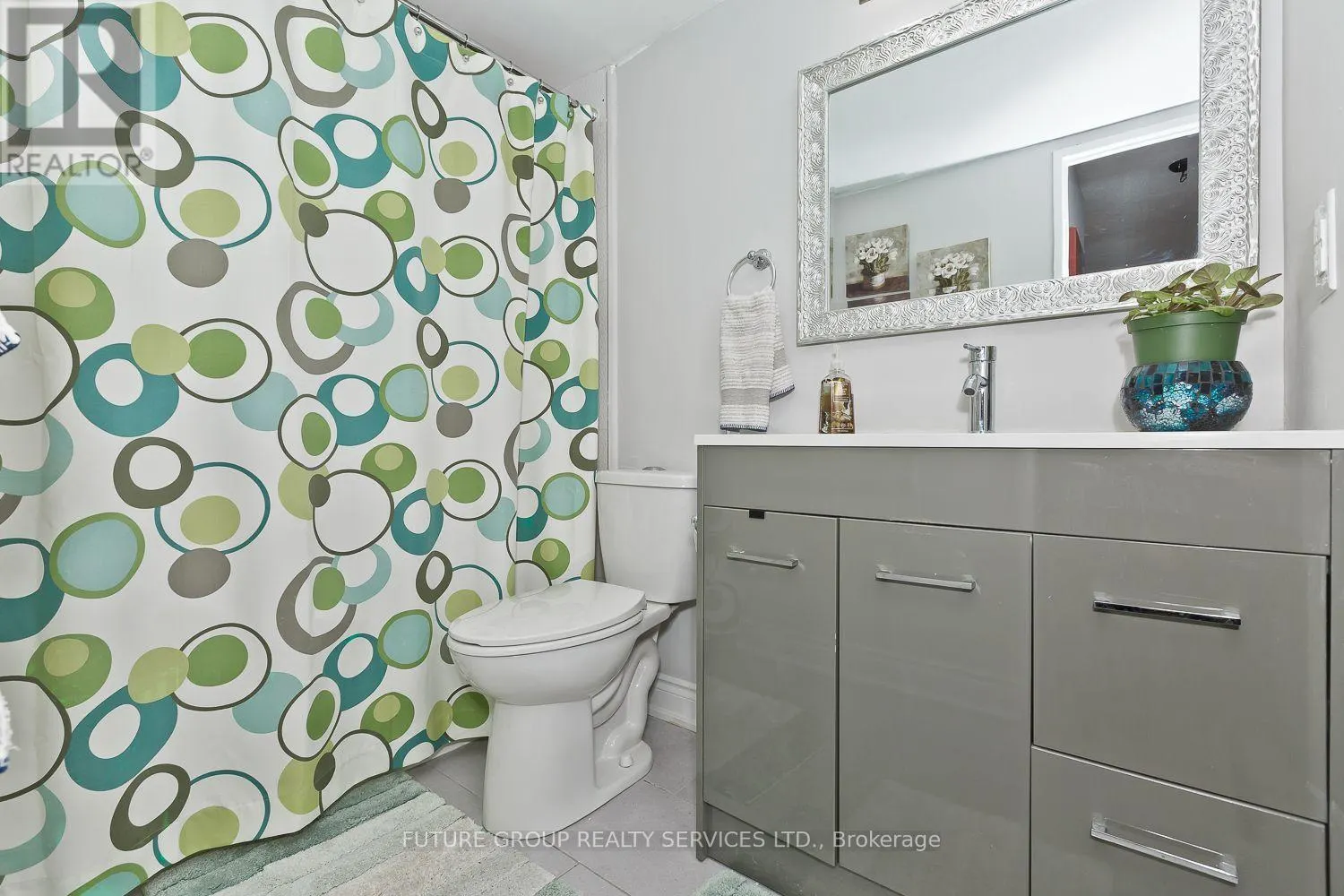 1604 - 1580 MISSISSAUGA VALLEY BOULEVARD
