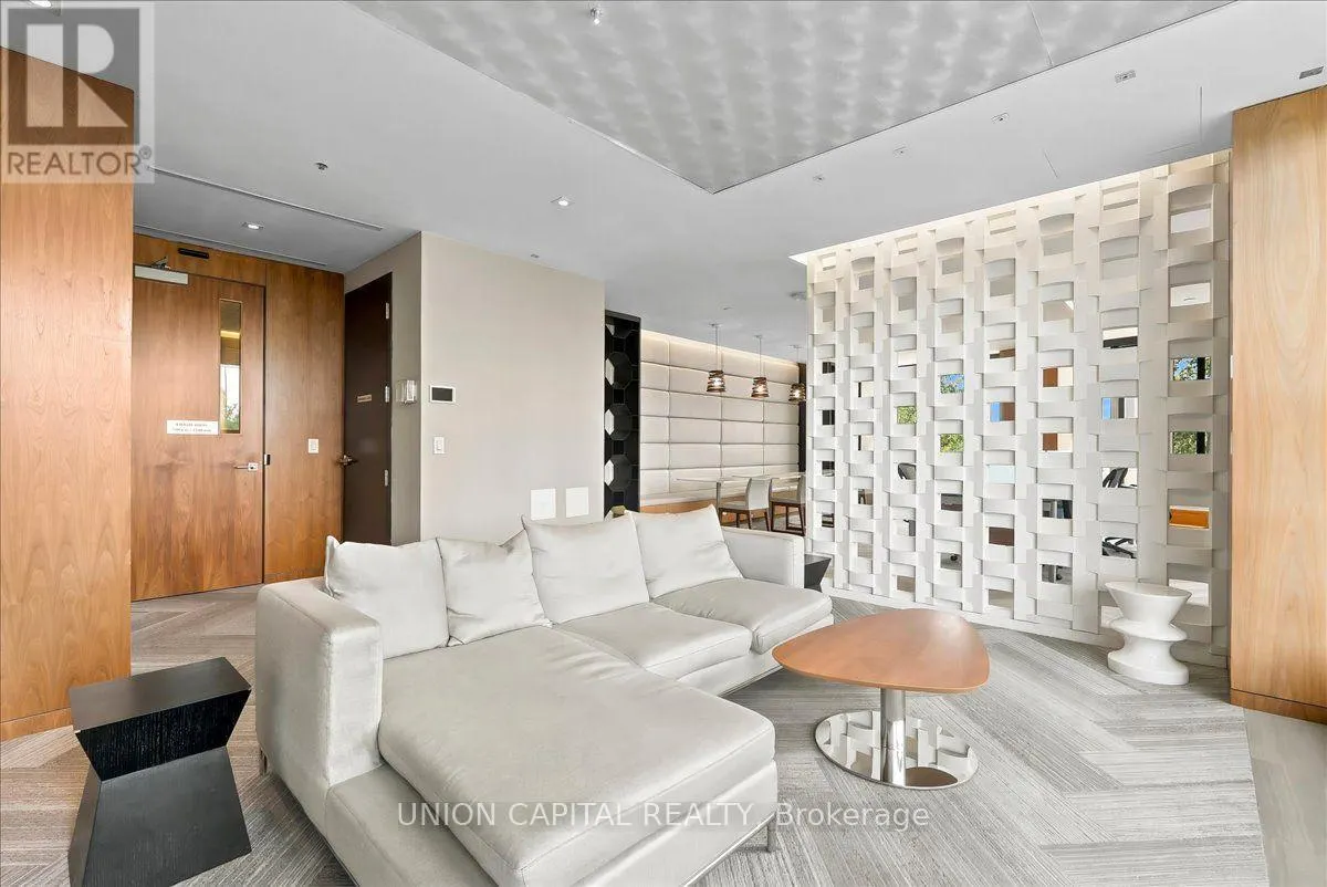 505 - 36 PARK LAWN ROAD