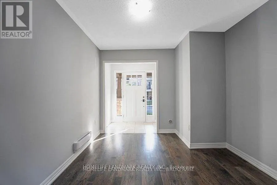 3077 MISTLETOE GARDENS