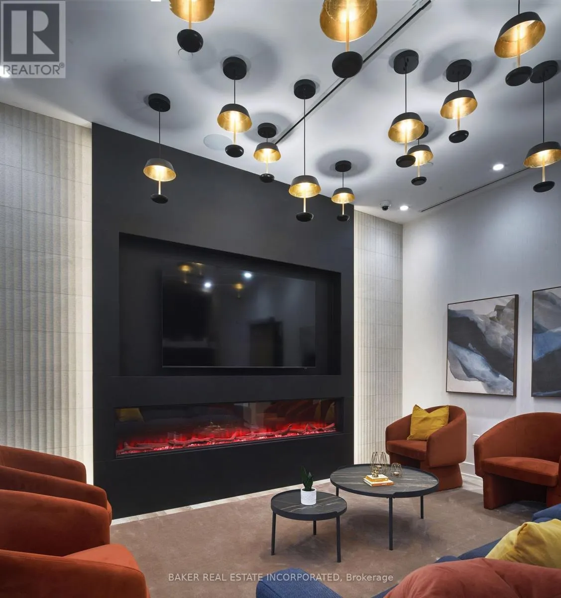 TH06 - 498 PLAINS ROAD E