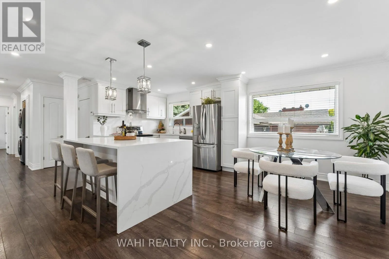 39 NANWOOD DRIVE