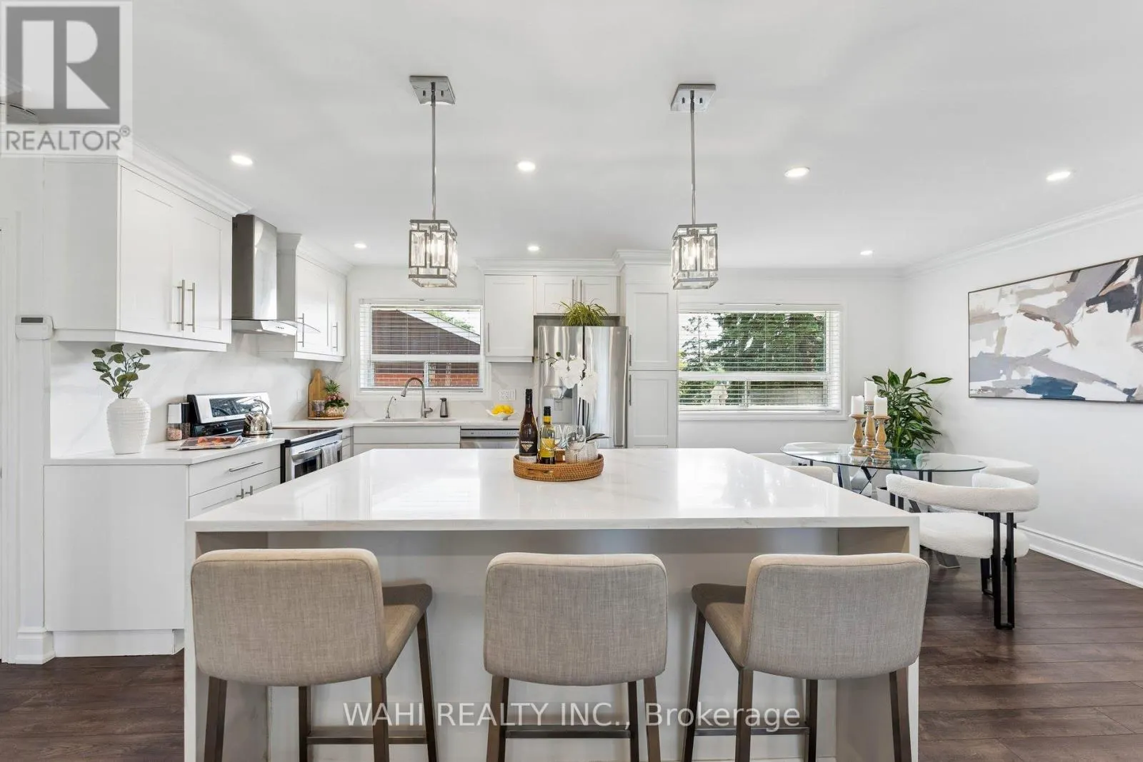 39 NANWOOD DRIVE