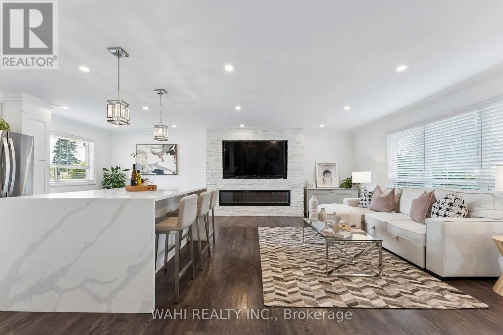 39 NANWOOD DRIVE