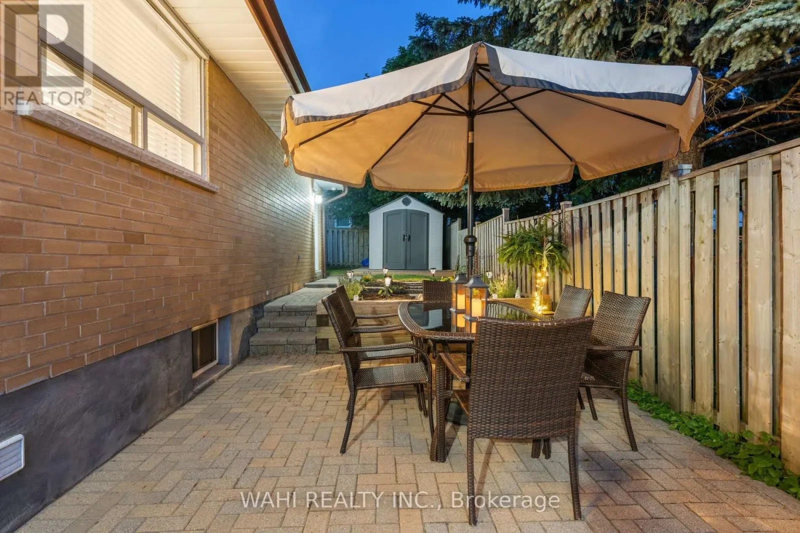 39 NANWOOD DRIVE