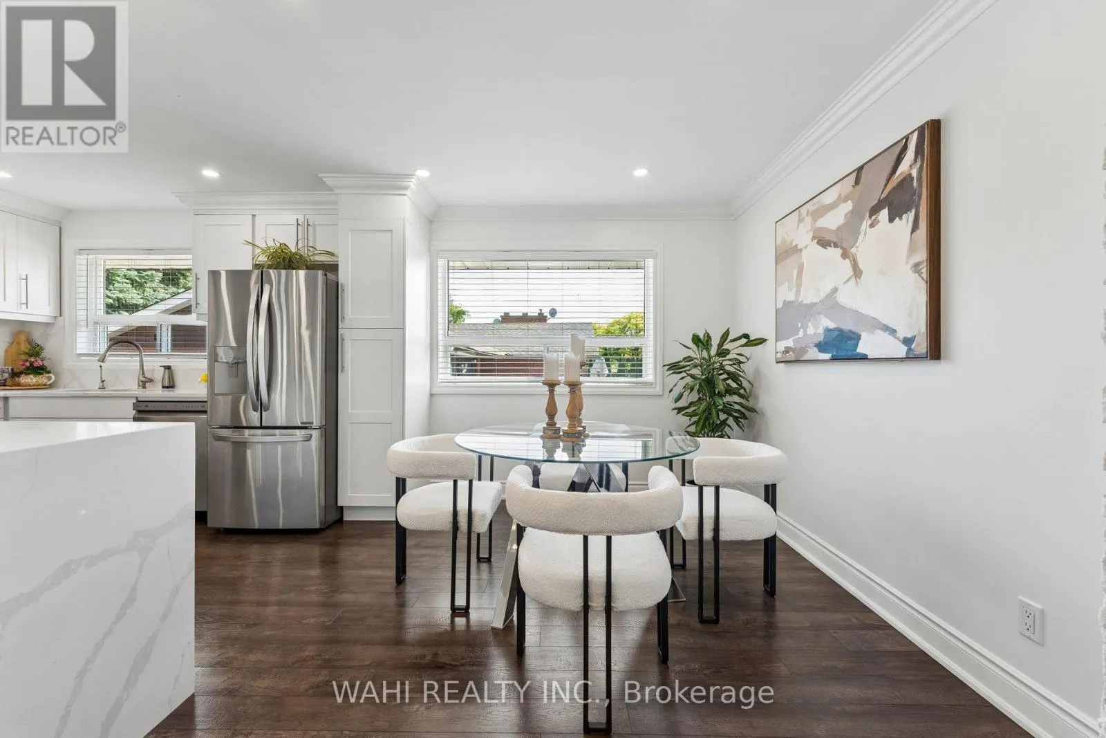 39 NANWOOD DRIVE
