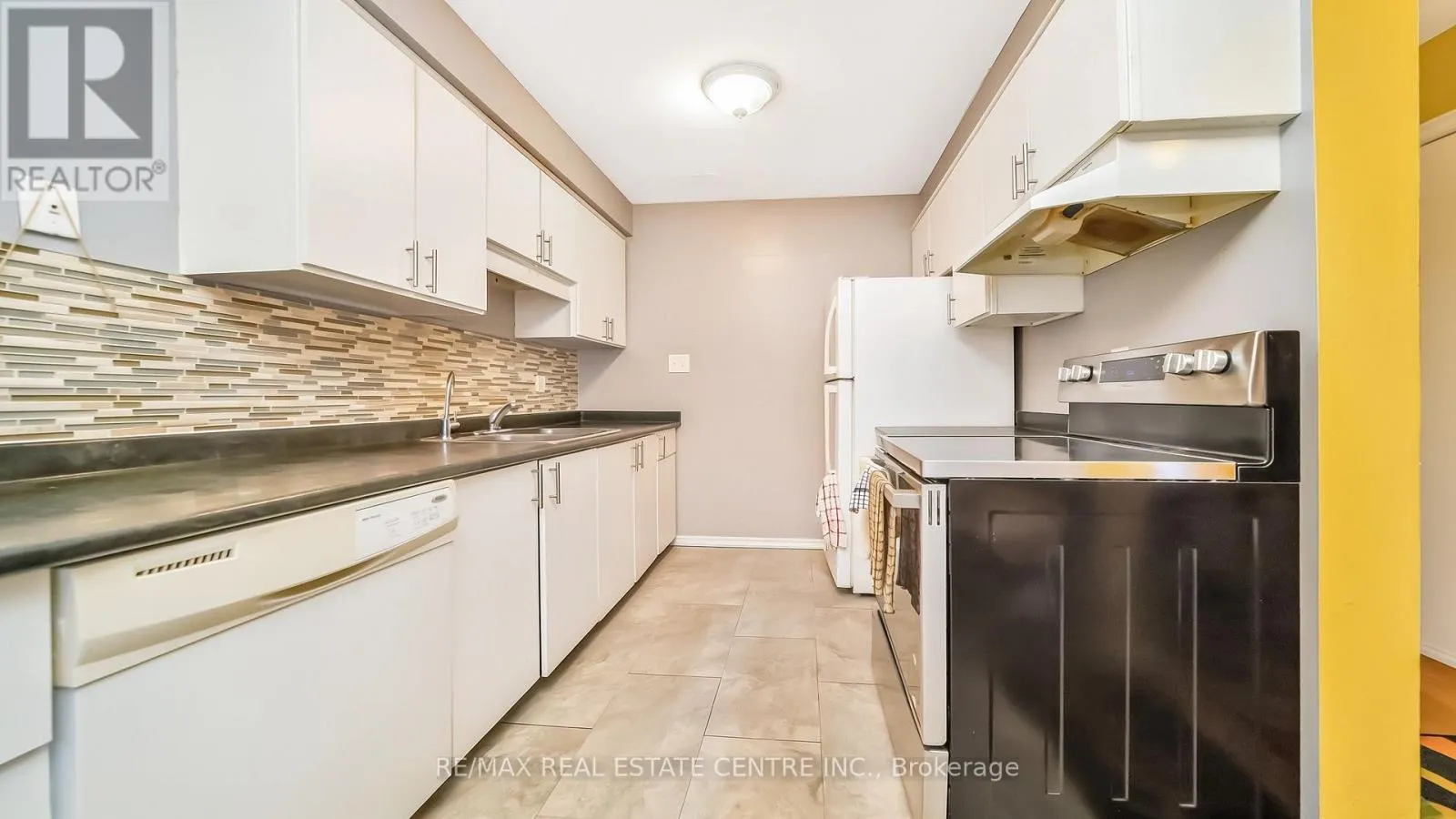 59 CRAIGLEIGH CRESCENT