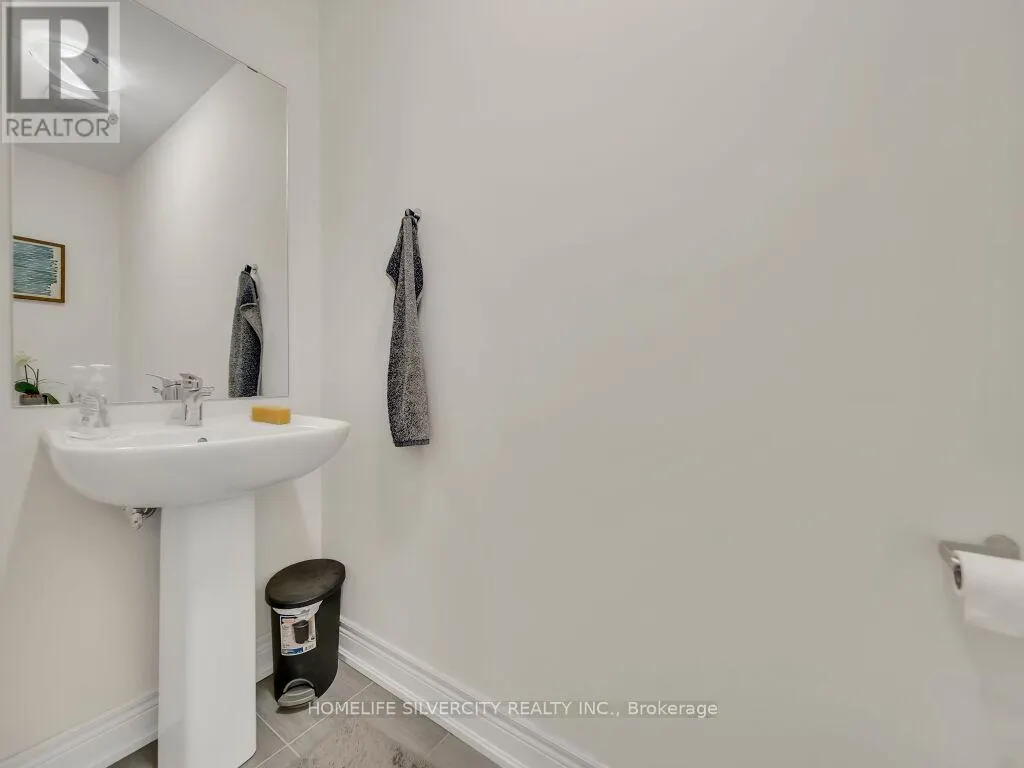 15 PUFFIN CRESCENT