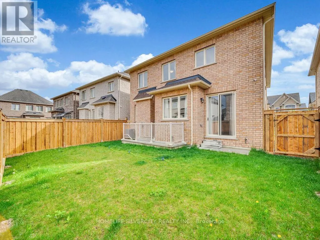 15 PUFFIN CRESCENT