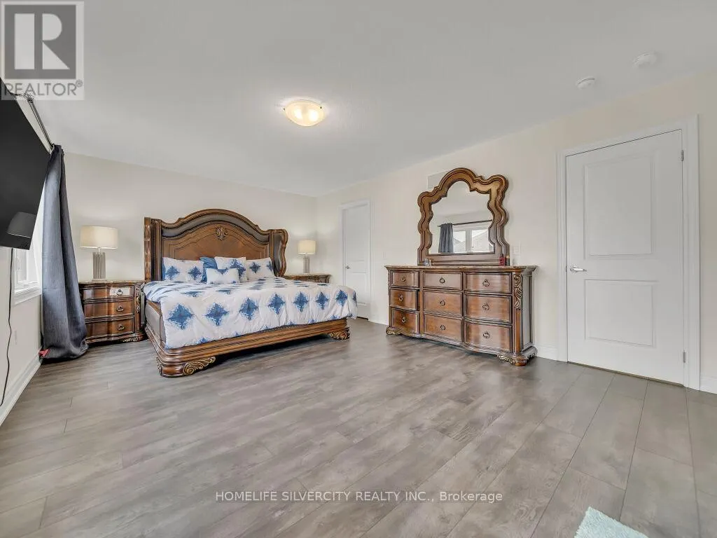 15 PUFFIN CRESCENT
