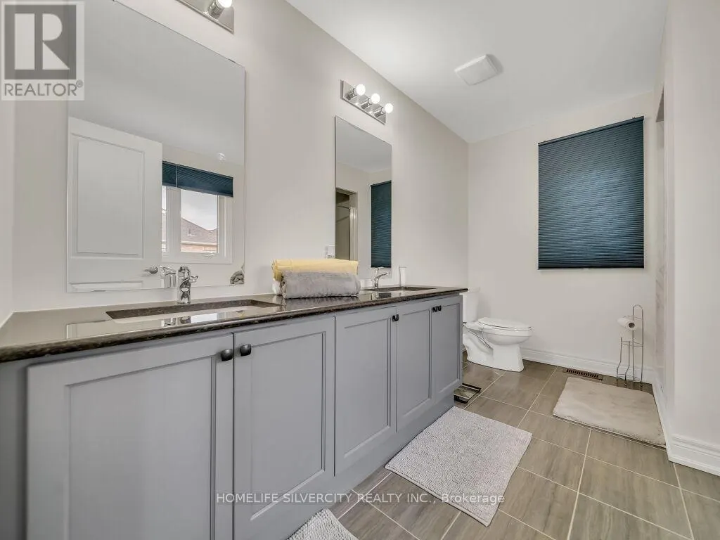 15 PUFFIN CRESCENT