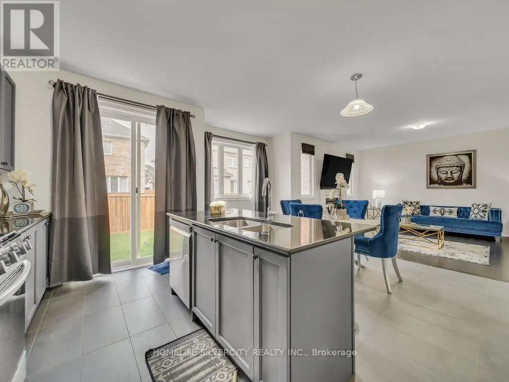 15 PUFFIN CRESCENT