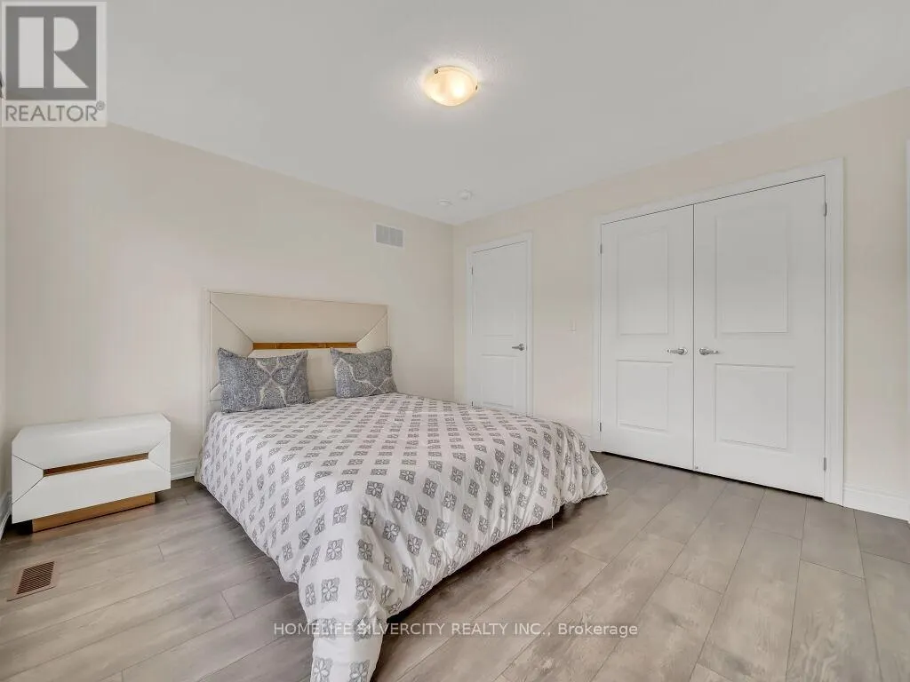 15 PUFFIN CRESCENT