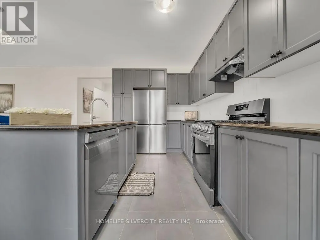 15 PUFFIN CRESCENT