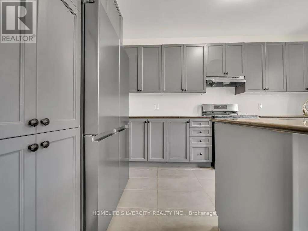 15 PUFFIN CRESCENT