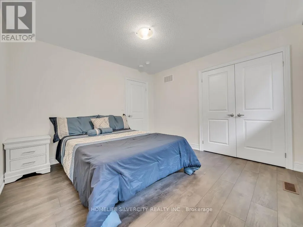 15 PUFFIN CRESCENT
