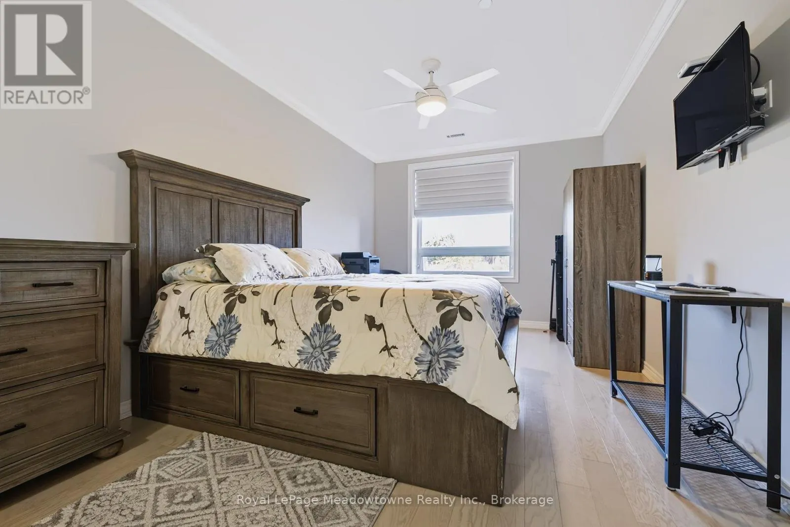 301 - 33 WHITMER STREET #301