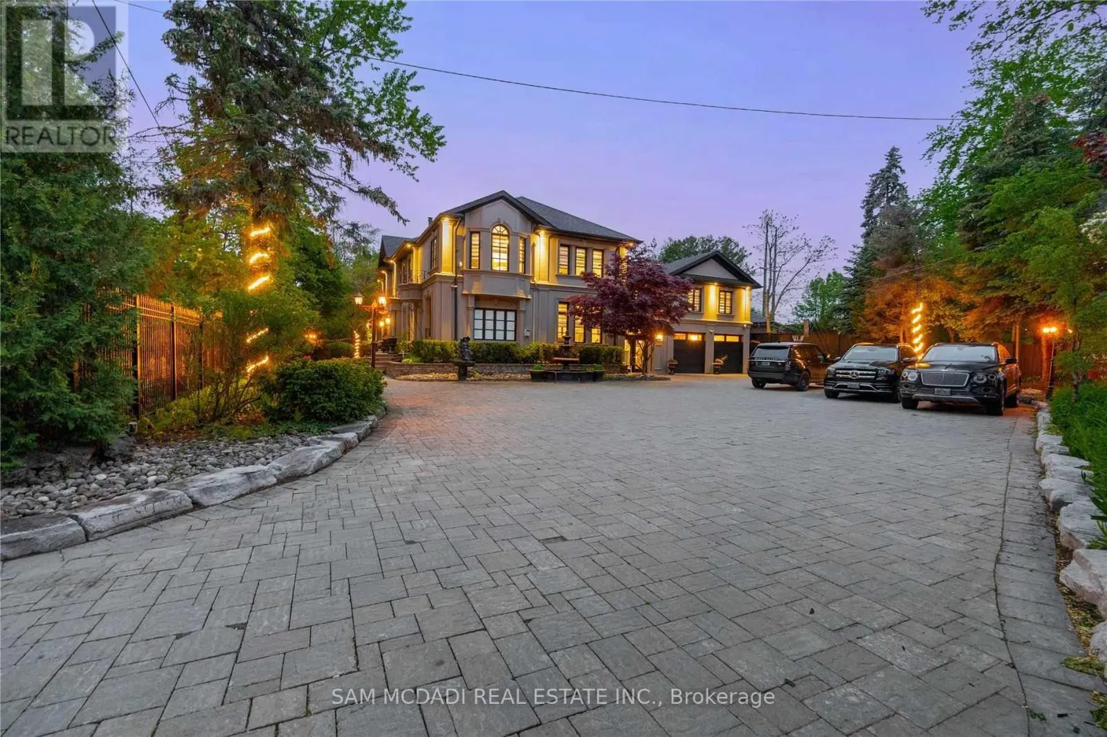 1540 MISSISSAUGA ROAD
