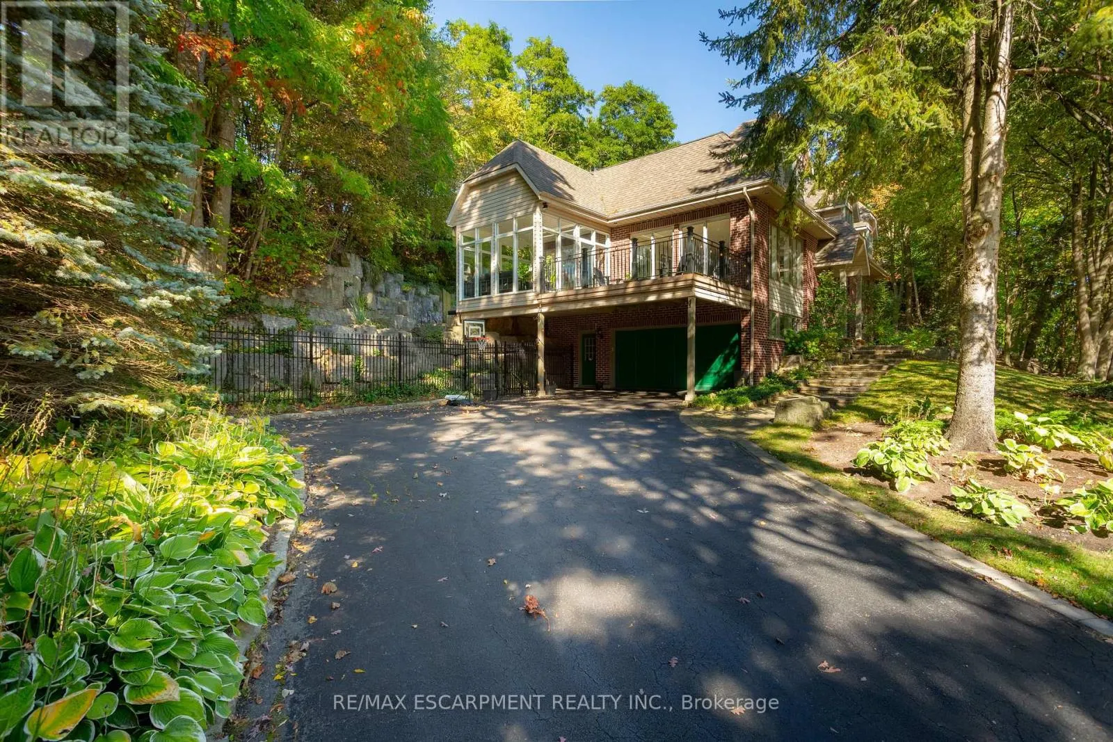 139 OAKLANDS PARK COURT