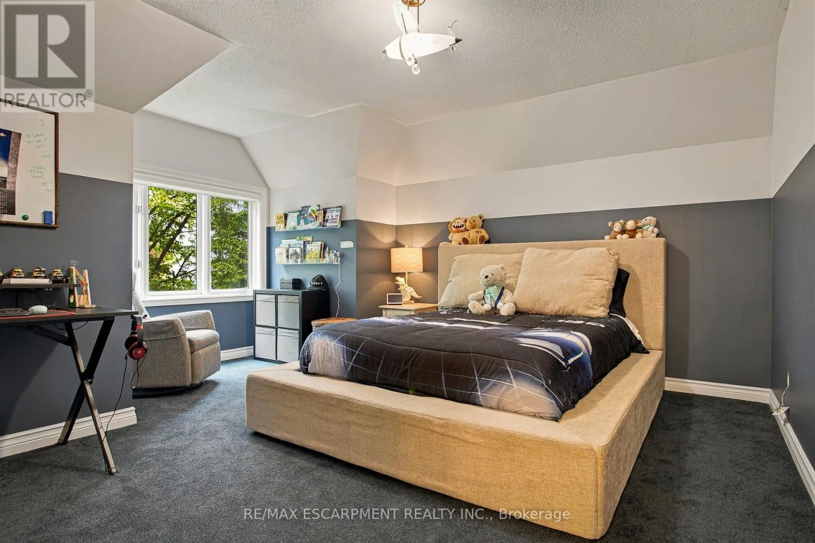 139 OAKLANDS PARK COURT