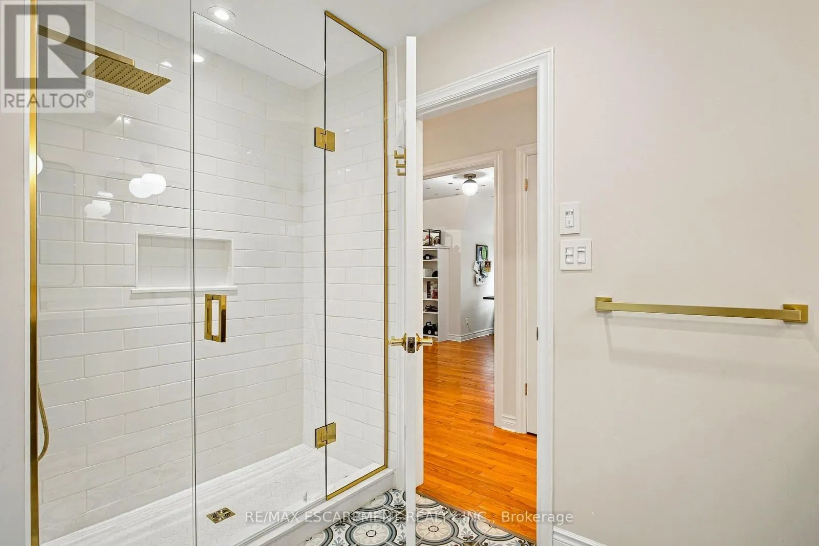 139 OAKLANDS PARK COURT