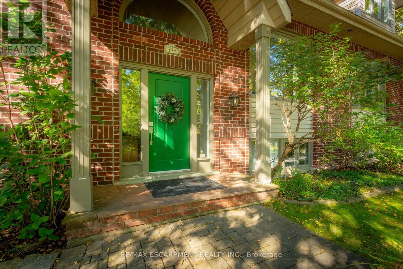 139 OAKLANDS PARK COURT