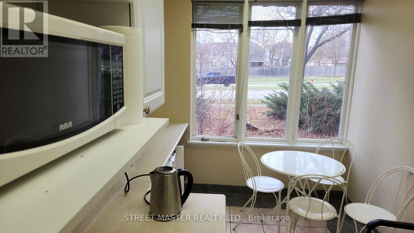 200 - 1A CONESTOGA DRIVE