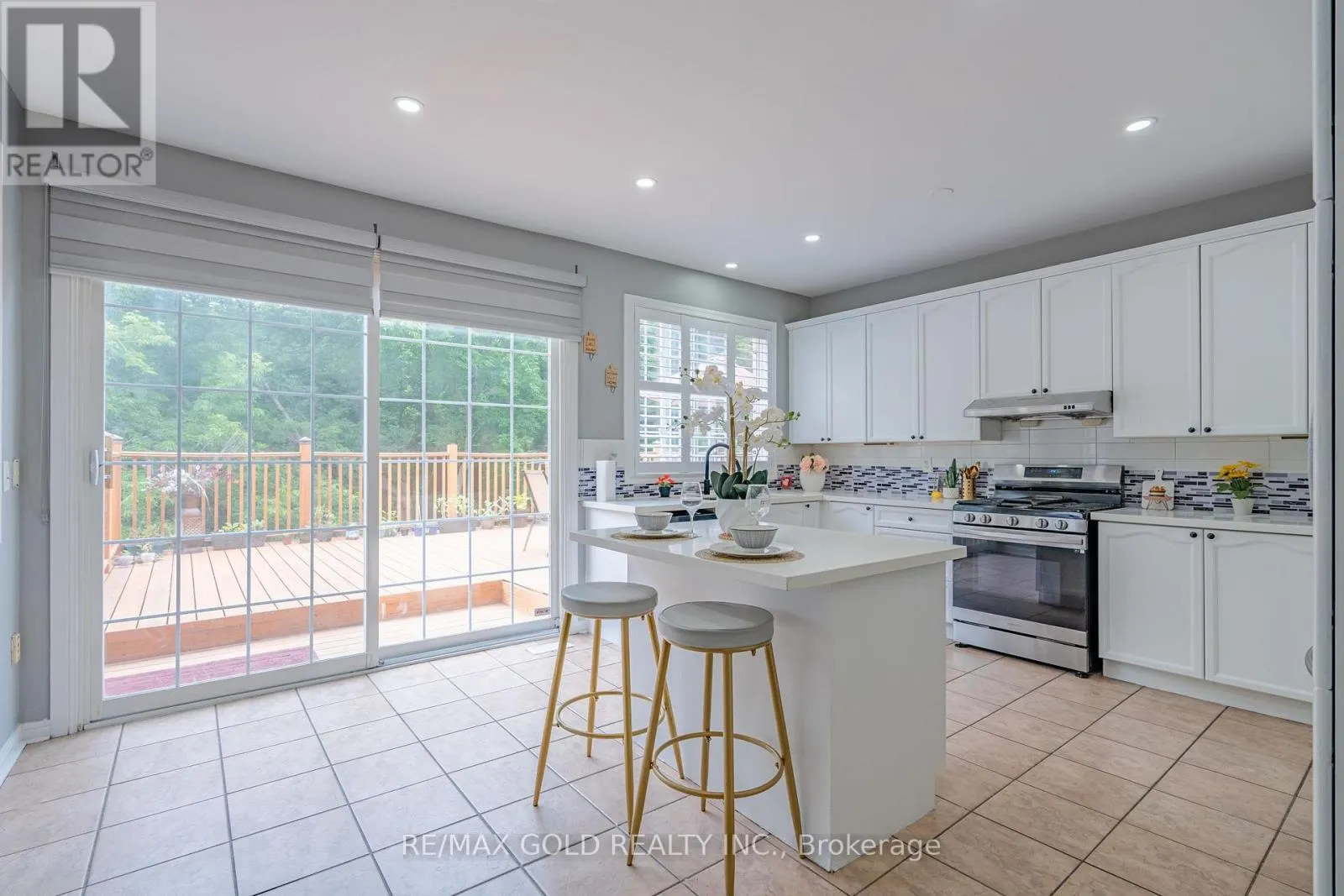 141 WHITWELL DRIVE